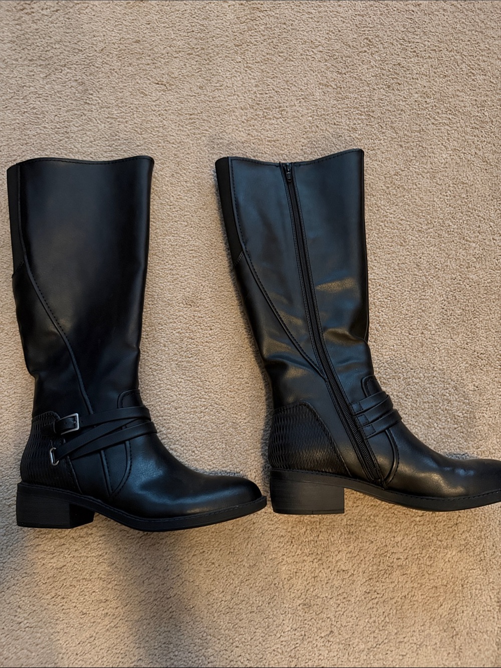 NWOT-BareTraps Stratford Knee High Block Heel Boots- size 9